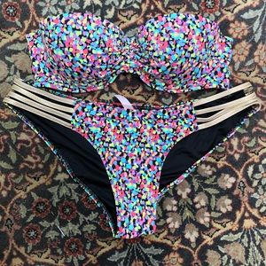 VS bikini. Multicolored and strappy gold.